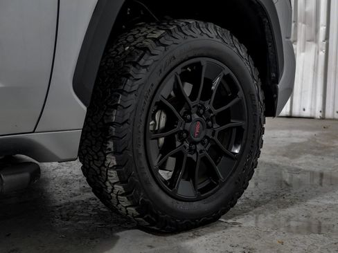 Used 2023 Toyota Tundra Limited image 61