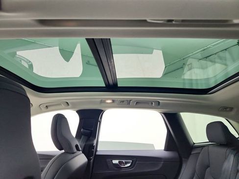 New 2026 Volvo XC60 B5 Plus w/ Climate Package image 22