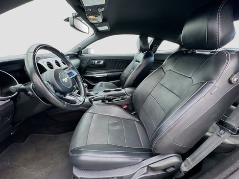 Used 2019 Ford Mustang Premium RWD image 13