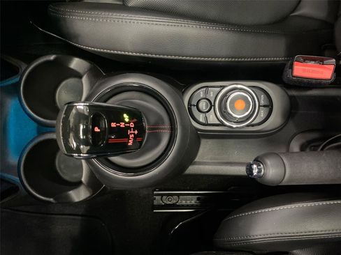 Used 2021 MINI Cooper S w/ Coral Red Edition image 27