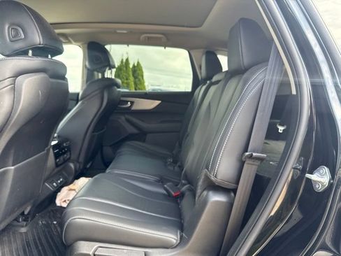 Used 2023 Acura MDX SH-AWD w/ Technology Package image 11