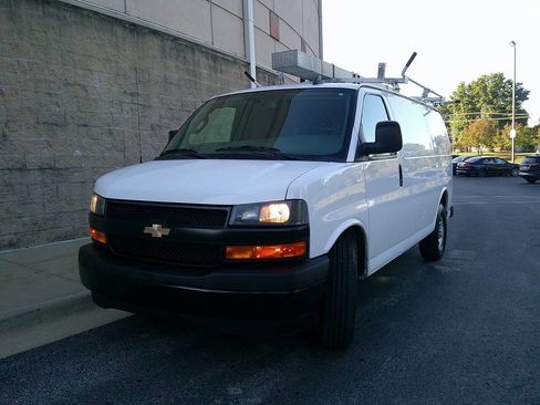 Used 2020 Chevrolet Express 2500 w/ Driver Convenience Package image 2