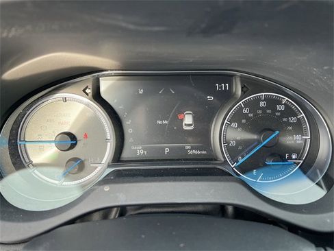 Used 2021 Toyota Venza Limited image 10