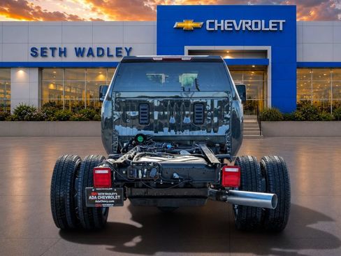 New 2026 Chevrolet Silverado 3500 LT w/ Convenience Package AWD/4WD image 6