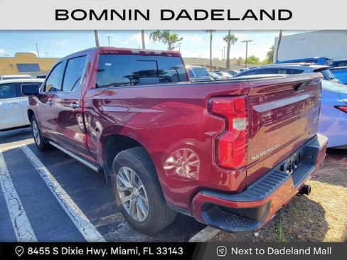 Used 2020 Chevrolet Silverado 1500 High Country w/ Technology Package image 3