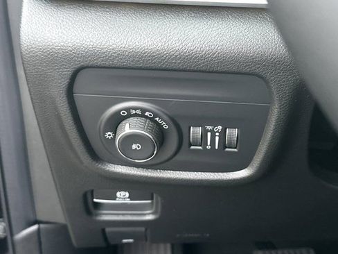 New 2025 Jeep Grand Cherokee L Limited image 27