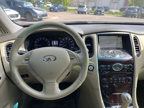 Used 2011 INFINITI EX35 Journey w/ Premium Pkg AWD/4WD image 2