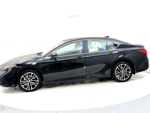 New 2026 Toyota Camry XLE image 3