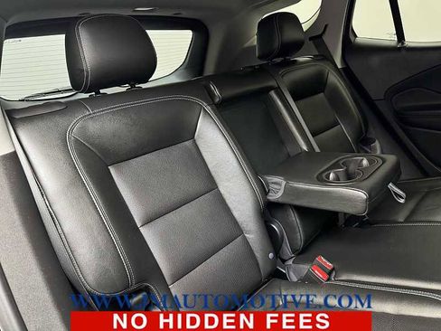 Used 2022 GMC Terrain SLT w/ Tech Package image 19