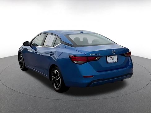 Used 2025 Nissan Sentra SV image 11