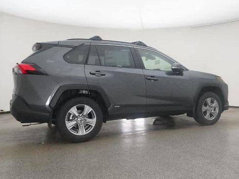 Certified 2025 Toyota RAV4 XLE image 63