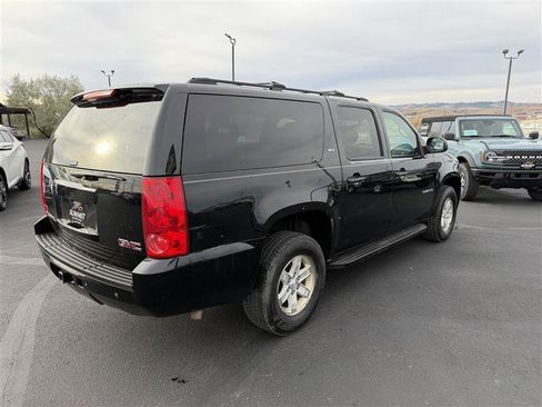 Used 2012 GMC Yukon XL SLT w/ SLT-2 Equipment Package image 7