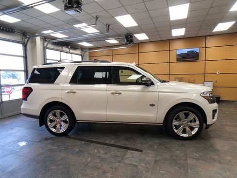 Used 2024 Ford Expedition King Ranch AWD/4WD image 8