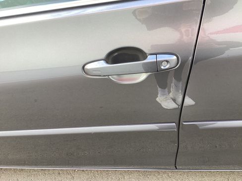 Certified 2016 Toyota Camry XLE image 19