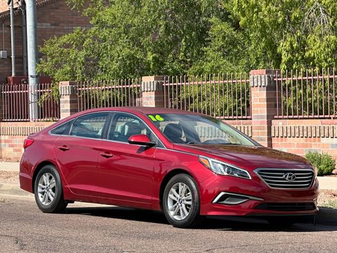 Used 2016 Hyundai Sonata SE image 8