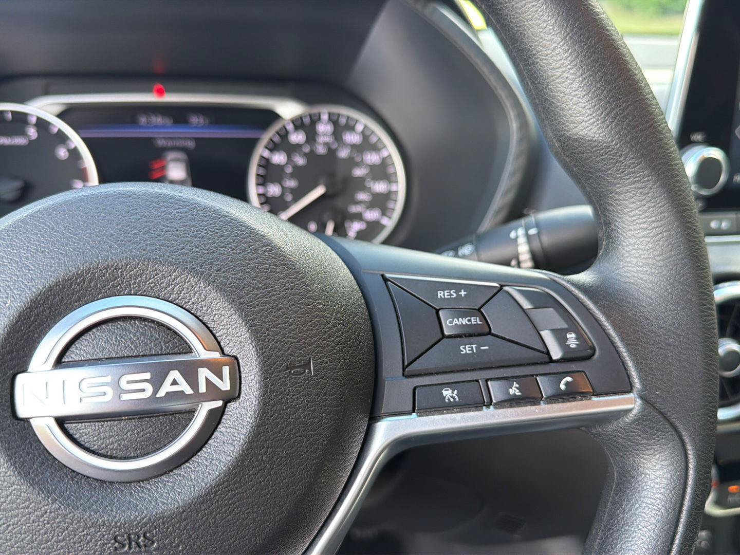 Used 2025 Nissan Sentra SV FWD image 22