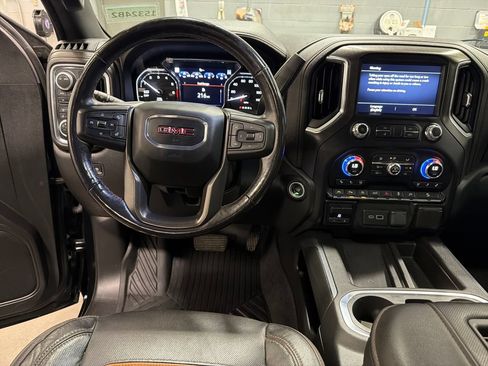 Used 2021 GMC Sierra 1500 AT4 w/ AT4 Premium Package AWD/4WD image 6