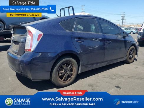 Used 2013 Toyota Prius Two FWD image 4
