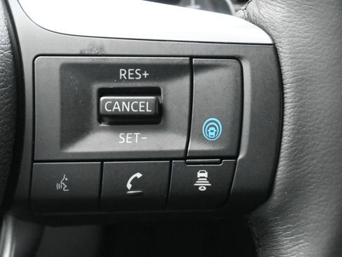 Used 2023 INFINITI QX60 Luxe w/ Vision Package FWD image 10