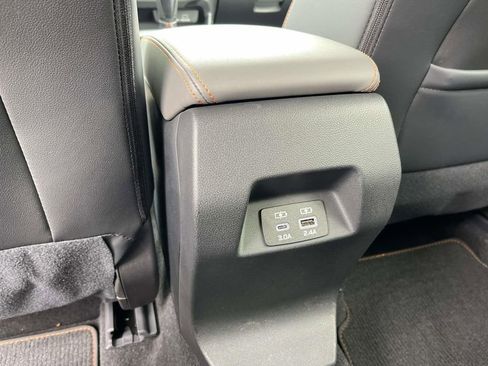 Used 2025 Subaru Crosstrek 2.5i Limited w/ Crosstrek Mirror Package image 16