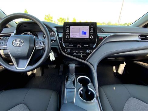 Certified 2023 Toyota Camry LE image 14