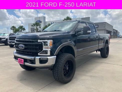 Used 2021 Ford F250 Lariat w/ Lariat Ultimate Package AWD/4WD image 3