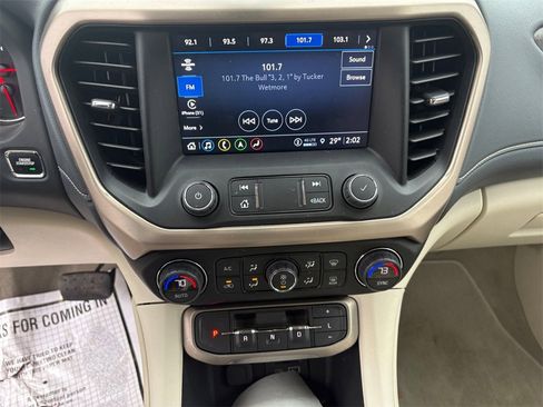 Used 2022 GMC Acadia Denali w/ Denali Ultimate Package image 11