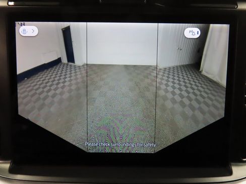 Used 2025 Ford F150 XLT w/ Equipment Group 302A MID image 18