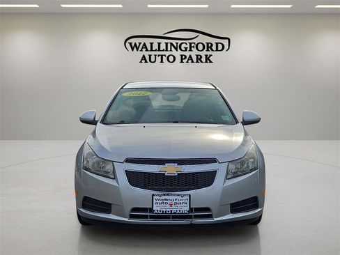 Used 2012 Chevrolet Cruze LT image 2