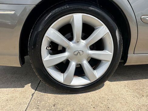 Used 2005 INFINITI Q45 w/ (P01) Premium Pkg RWD image 42