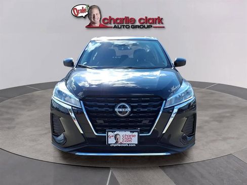 Used 2024 Nissan Kicks S image 8