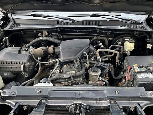 Used 2016 Toyota Tacoma SR5 image 29