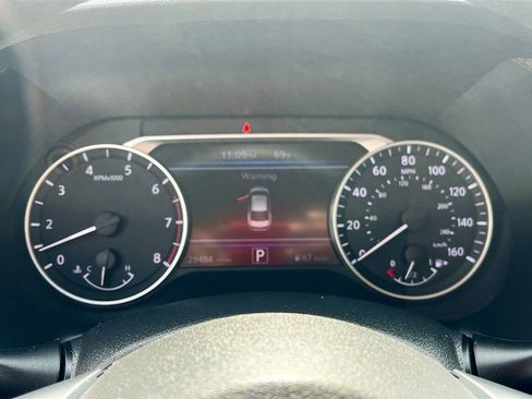 Used 2024 Nissan Sentra SV image 12