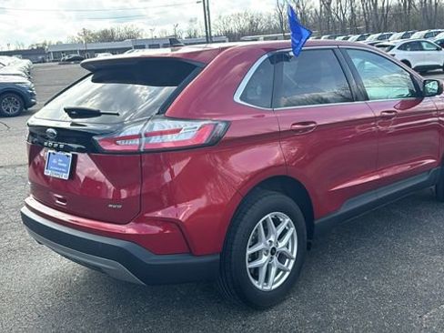 Certified 2023 Ford Edge SEL w/ Convenience Package image 3