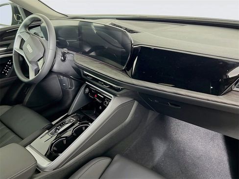 New 2025 Audi Q5 2.0T Premium Plus image 27