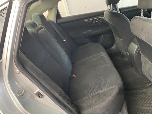 Used 2015 Nissan Altima 2.5 SV FWD image 12