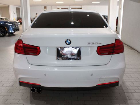 Used 2018 BMW 330e w/ M Sport Package image 6