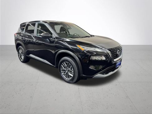 Used 2023 Nissan Rogue S AWD/4WD image 10