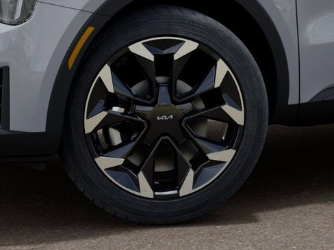 New 2026 Kia Sorento X-Line EX image 9