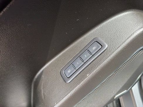 Used 2020 Chevrolet Tahoe Premier AWD/4WD image 14