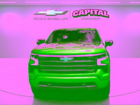 Used 2024 Chevrolet Silverado 1500 High Country w/ Technology Package AWD/4WD image 8