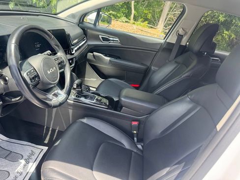 Used 2023 Kia Sportage EX FWD image 16