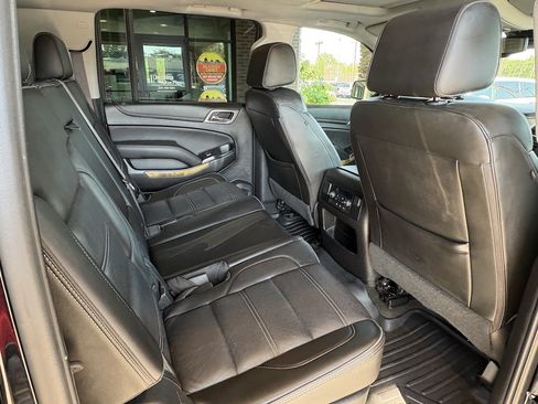 Used 2017 GMC Yukon XL Denali w/ Open Road Package AWD/4WD image 31