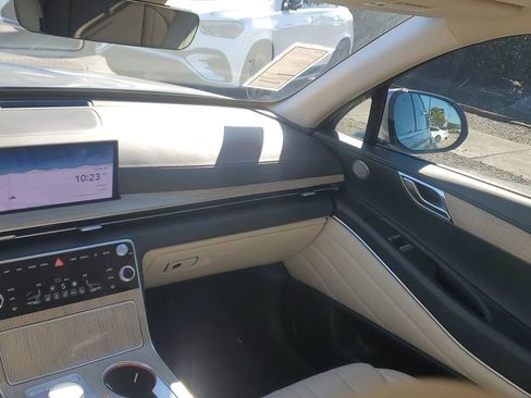 Used 2025 Genesis GV80 2.5T Select image 22