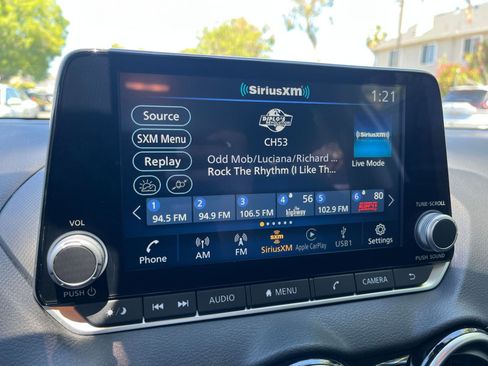 Used 2025 Nissan Sentra SV FWD image 20