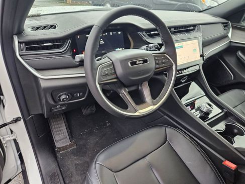 New 2026 Jeep Grand Cherokee Limited w/ Limited Altitude Package image 13