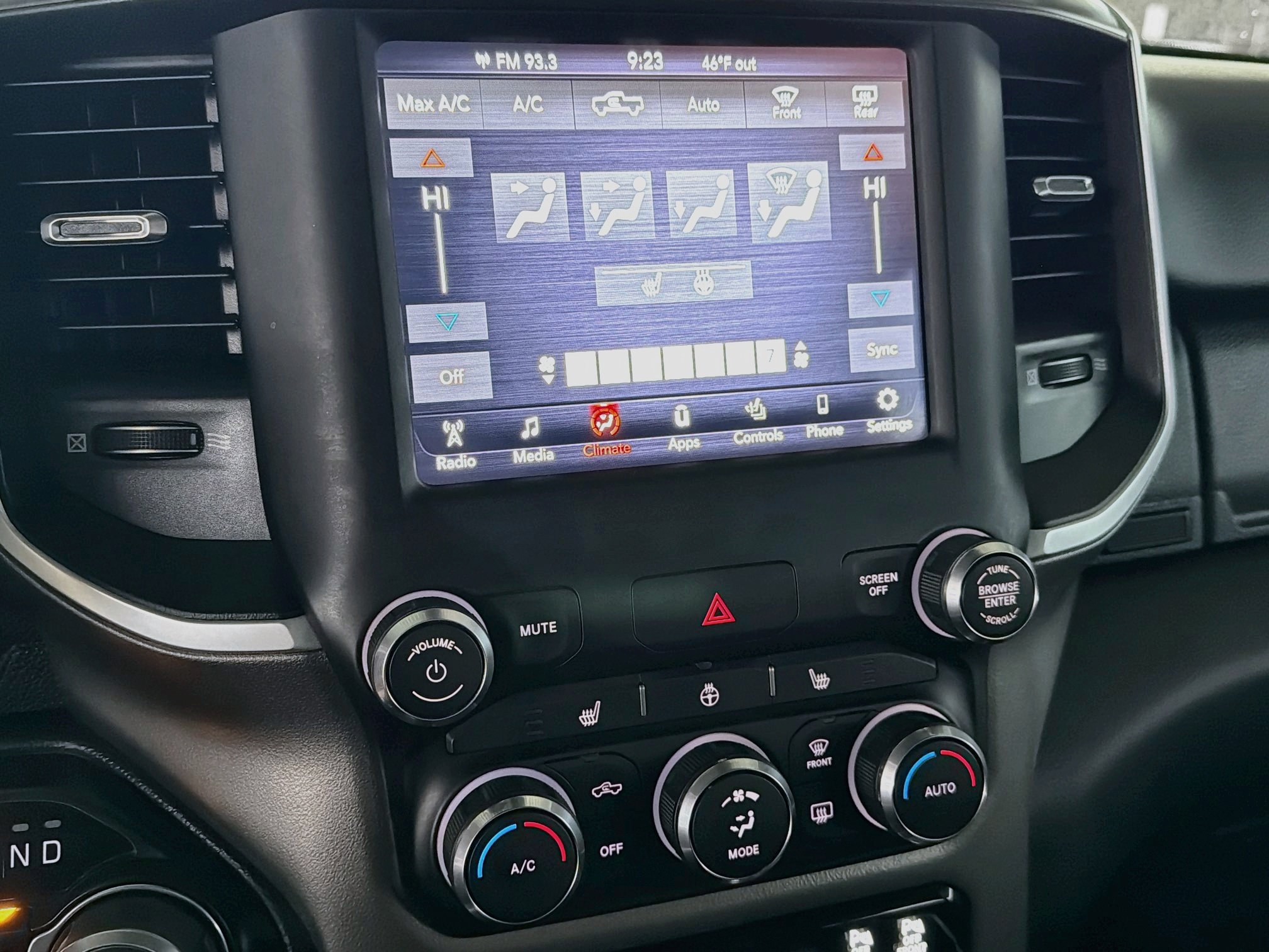 Used 2020 RAM 1500 Big Horn AWD/4WD image 23