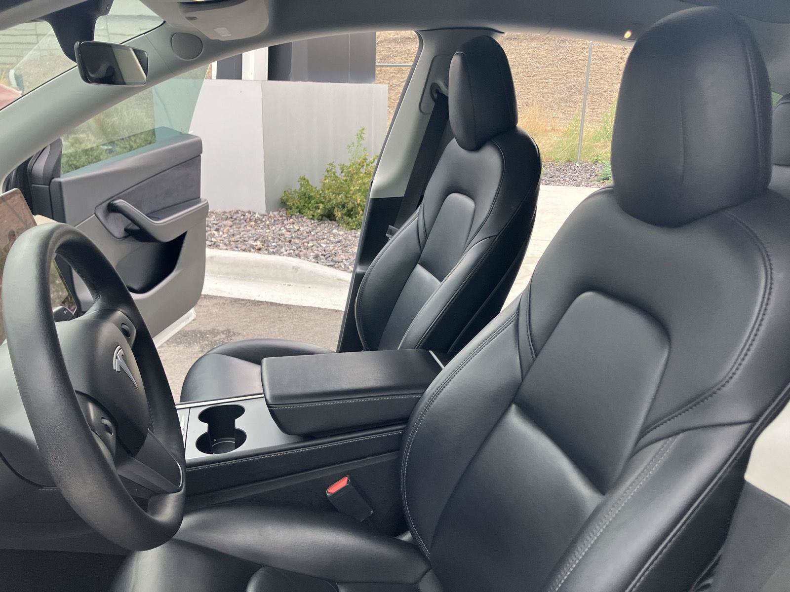 Used 2022 Tesla Model Y Long Range AWD/4WD image 13