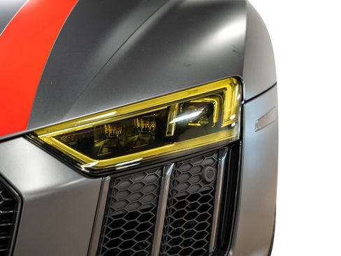 Used 2018 Audi R8 V10 w/ Premium Package image 9