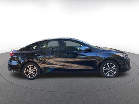 Used 2024 Kia Forte LXS image 8